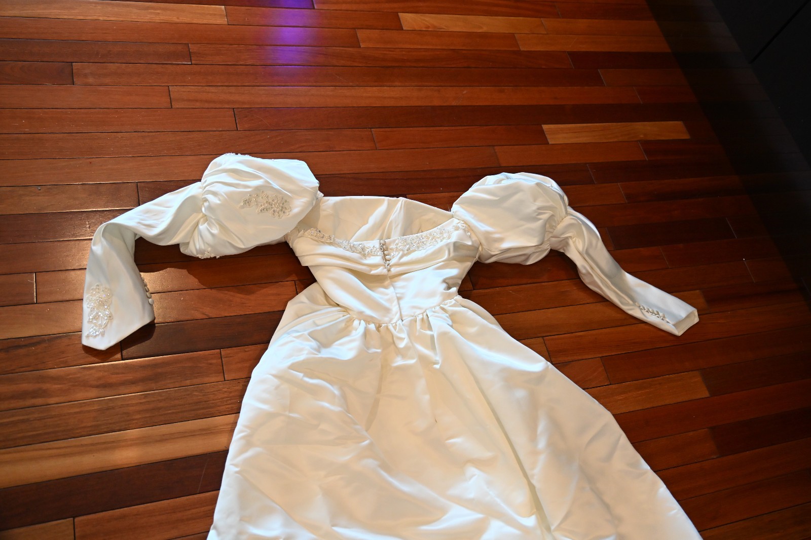 Vintage 80’s Piccione Wedding Dress Puff Sleeves Princess Gown XS Ivory