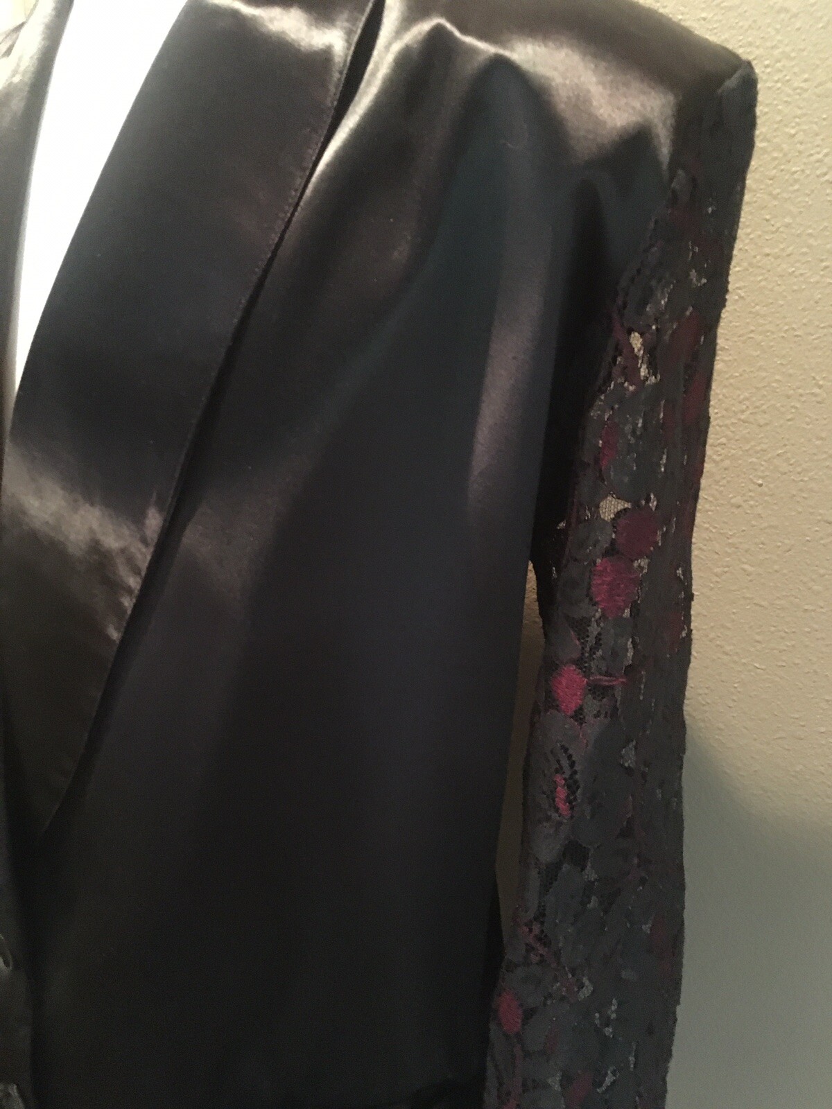 Vintage Sue Wong M Satin Tuxedo Jacket W Black & Wine Lace Sleeves