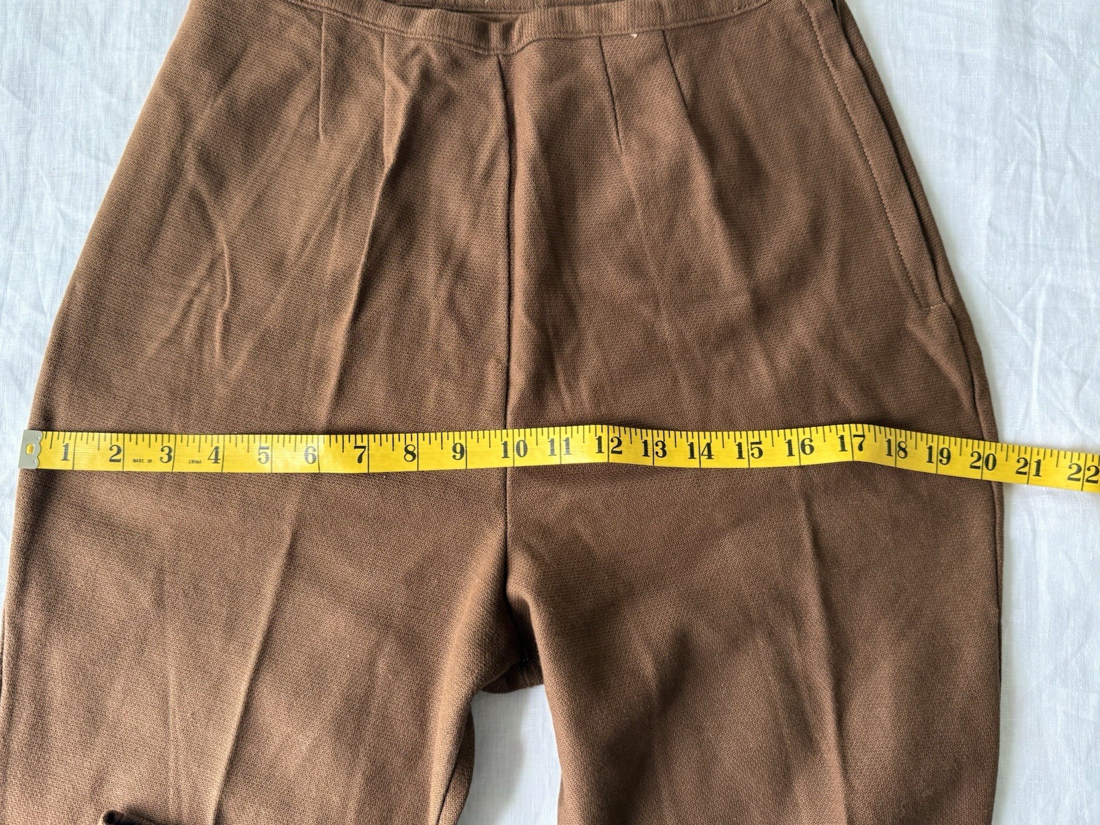 VINTAGE Women’s Cigarette Pencil Leg Cropped Pants Brown Side Zip Fitted Sz 4