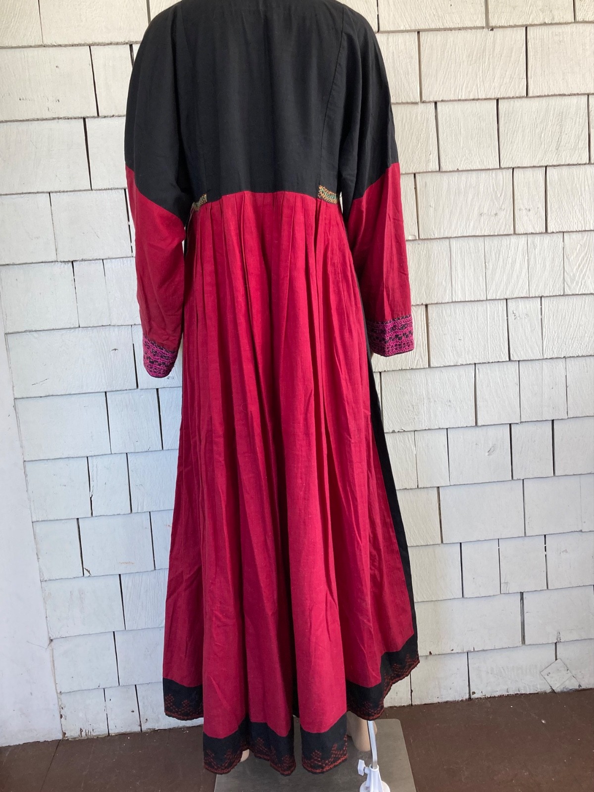 Vintage Boho Cottagecore Black-multi Embroidered Maxi Dress Size Medium
