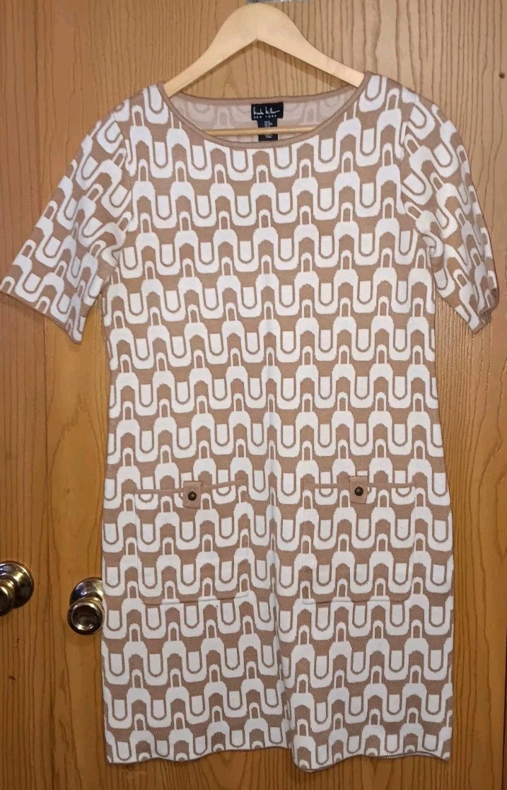 Vintage Nicole Miller New York Knitted Dress Womens Size Medium Tan And Cream…