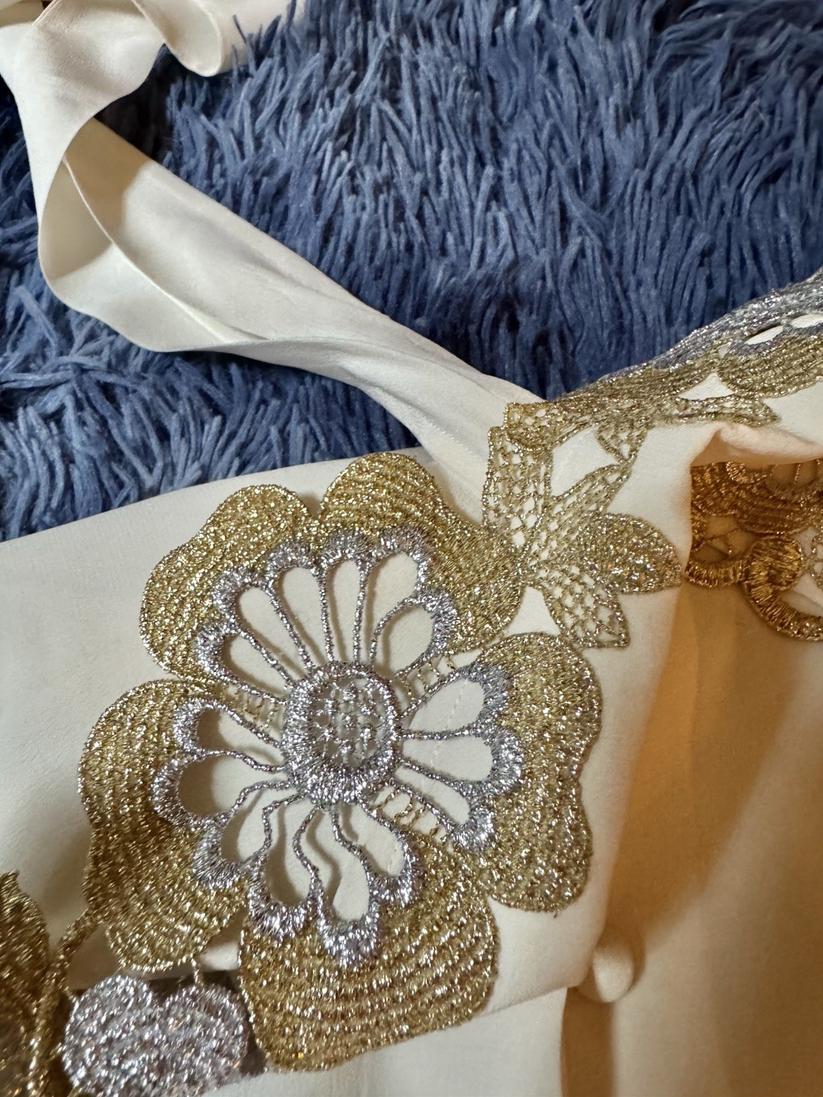 Vtg Silk Ivory Off White Blouse Gold Silver Collar Shirt Top Covered Buttons XS