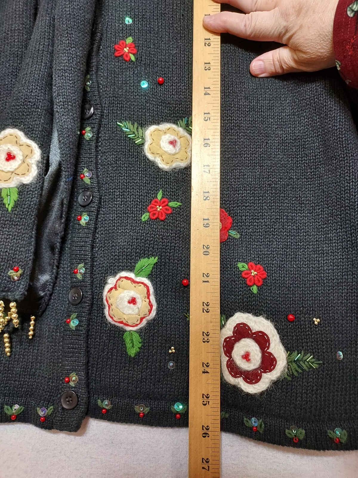 VTG Granny Core Sweater & SCARF Sz L White Stag Flowers Beaded Fringe Boho 2 Pc