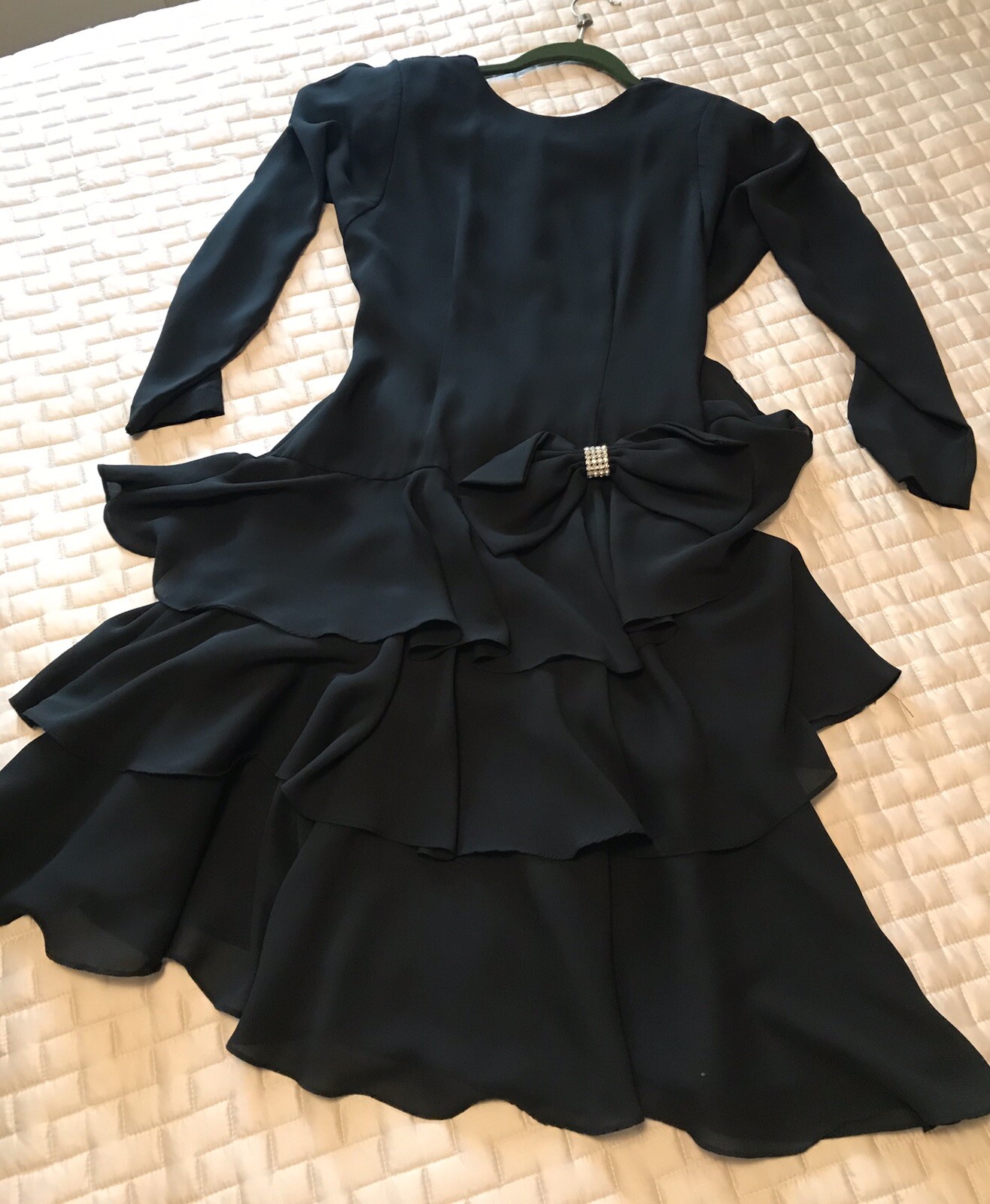 Samantha Black Vintage LBD Black Dress Drop Waist Ruffled Flirty Skirt Size 6