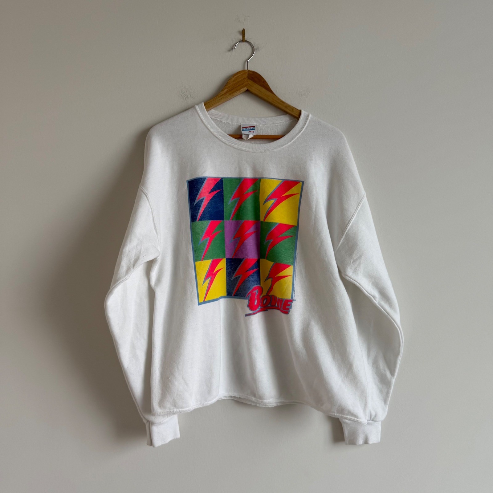 Vintage 2000 Junk Food Tees David Bowie Archive White Lightning Bolt Crewneck