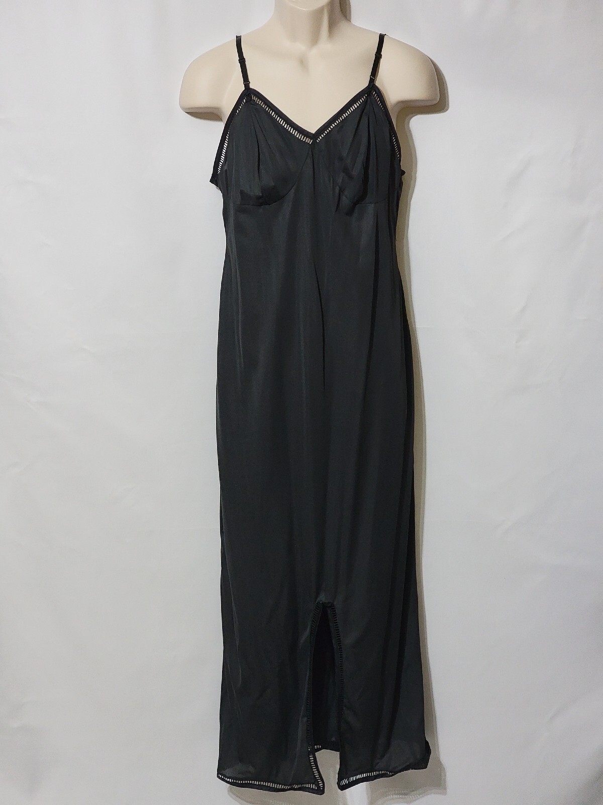 VINTAGE AMERICAN MAID LONG NIGHTGOWN SLIP LINGERIE BLACK SZ 40 NYLON FRONT SLIT