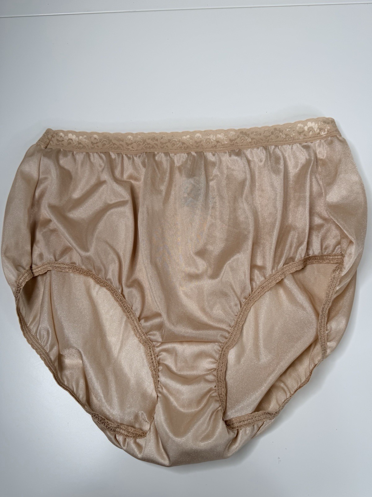 90’s vtg HANES 9 2 XL Briefs SILKY SMOOTH tan Granny nylon lace Panties