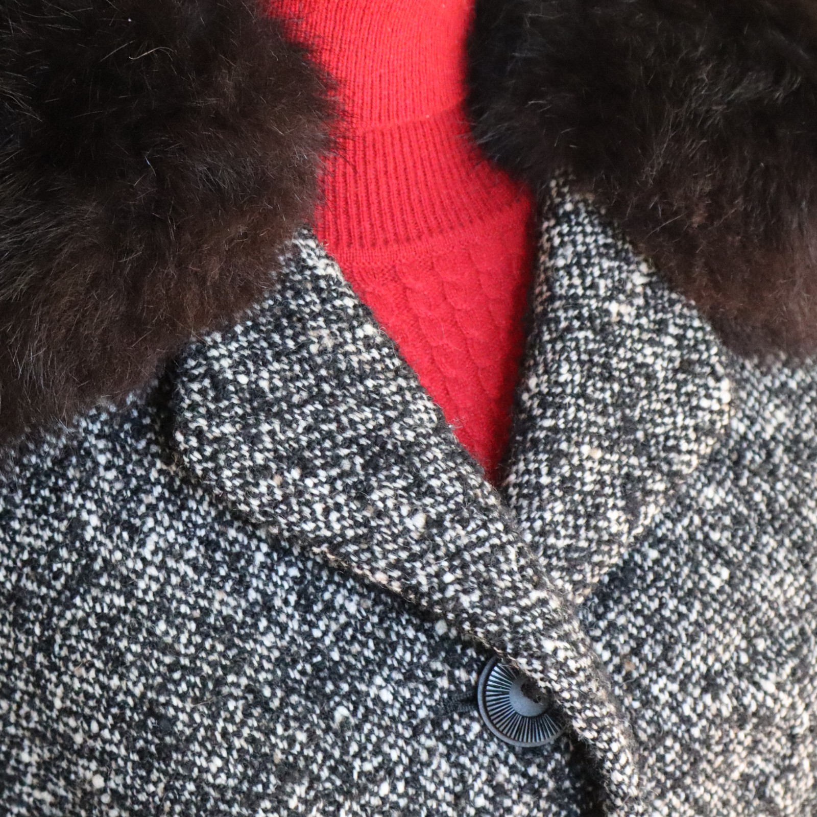 Vtg Jobis High Class Black Tweed Jacket w Black Fur Collar Sz Small Germany