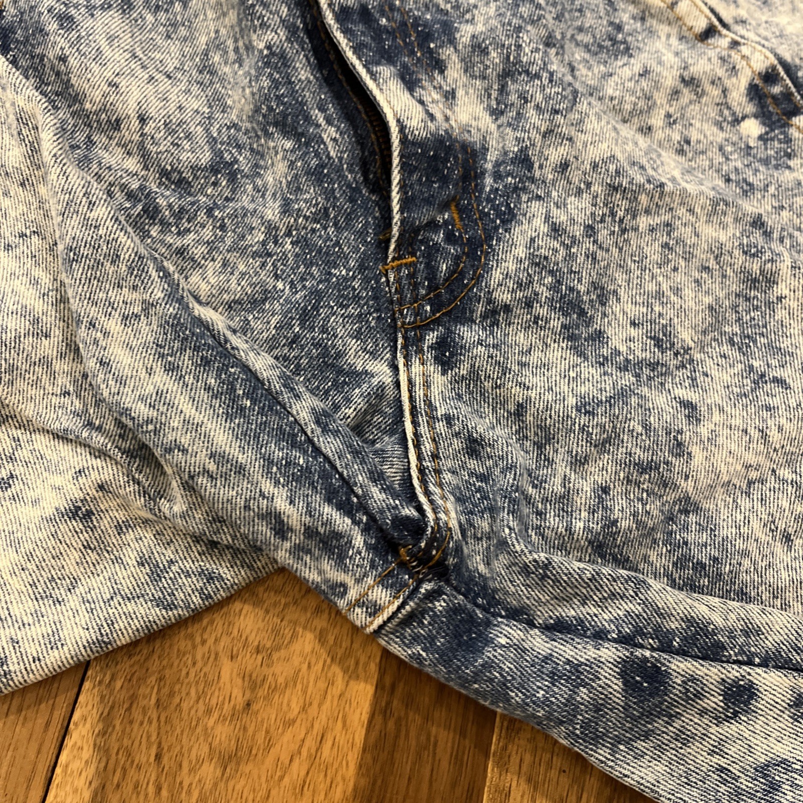 VTG 90s Acid Wash Denim Shorts Chic 15 Inch Inseam High Waist Jean Shorts S USA