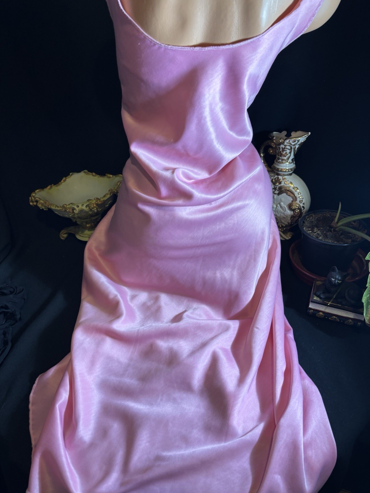 Vtg Satin Soft Pink Anastasia w Strips in gown Nightgown Negligee Gown w Lace