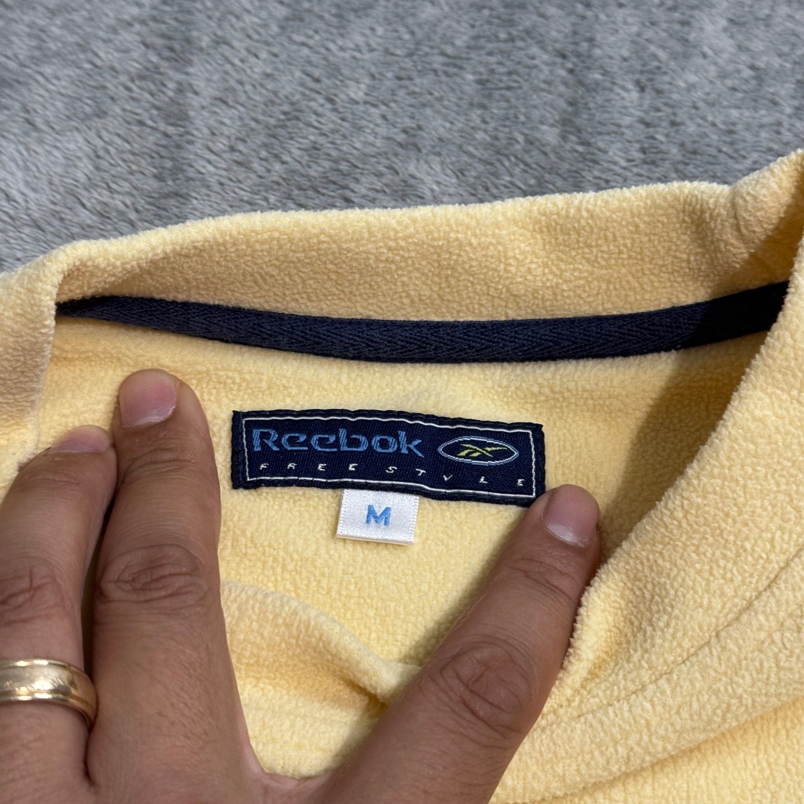 Vintage 90s Reebok Freestyle Fleece Sweatshirt Yellow Embroidered Logo Womens M
