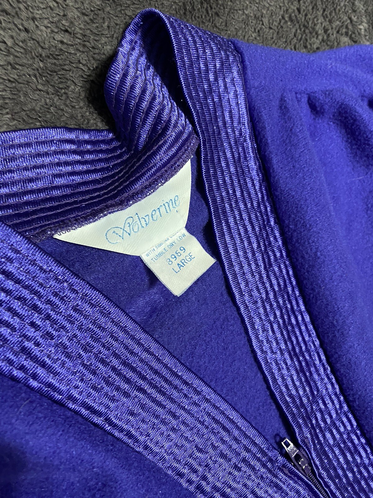Vintage Wolverine robe house coat Purple trim Size L 16-18 euc e1650
