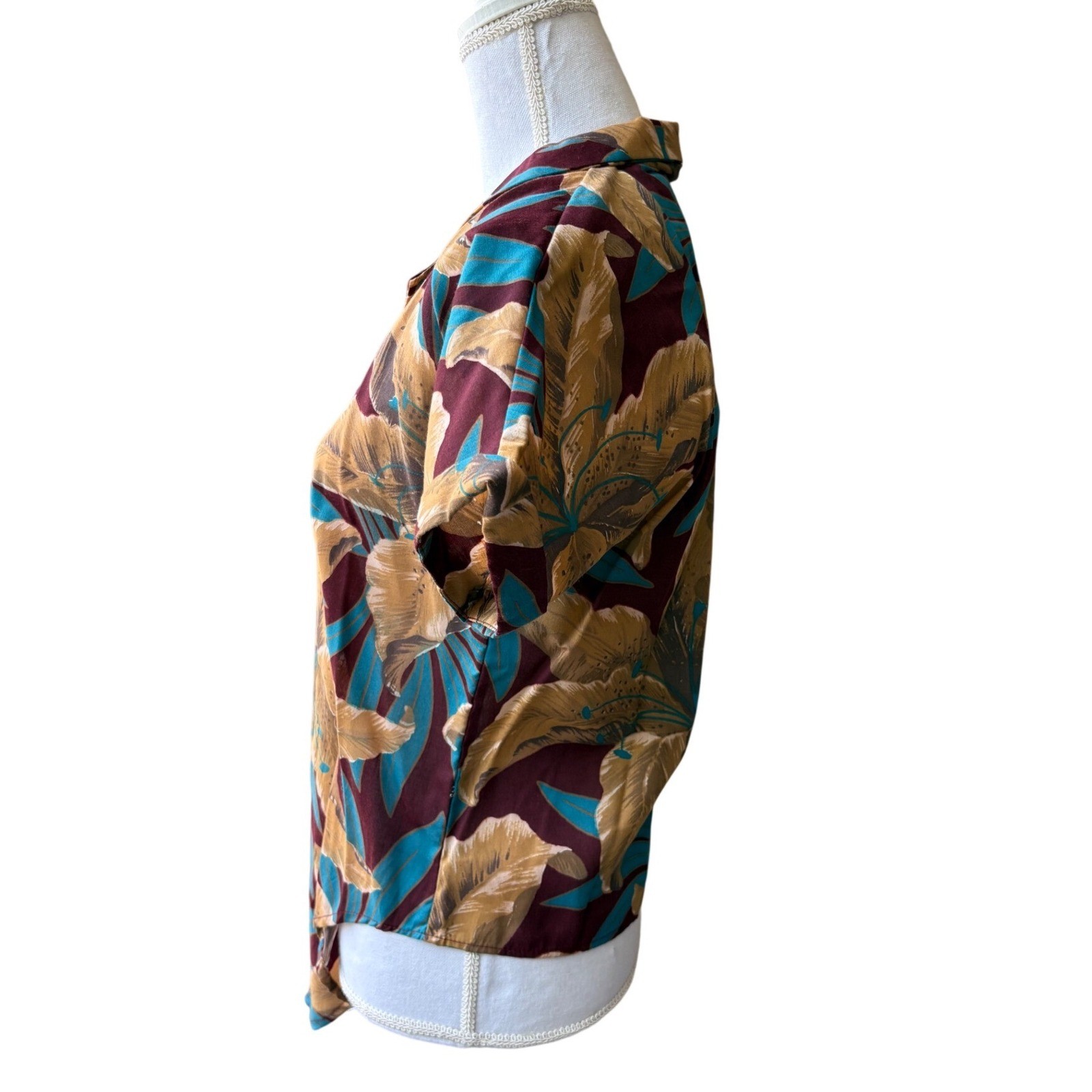 Vintage Tropical Floral Tie Front Shirt Women’s Medium Burgundy