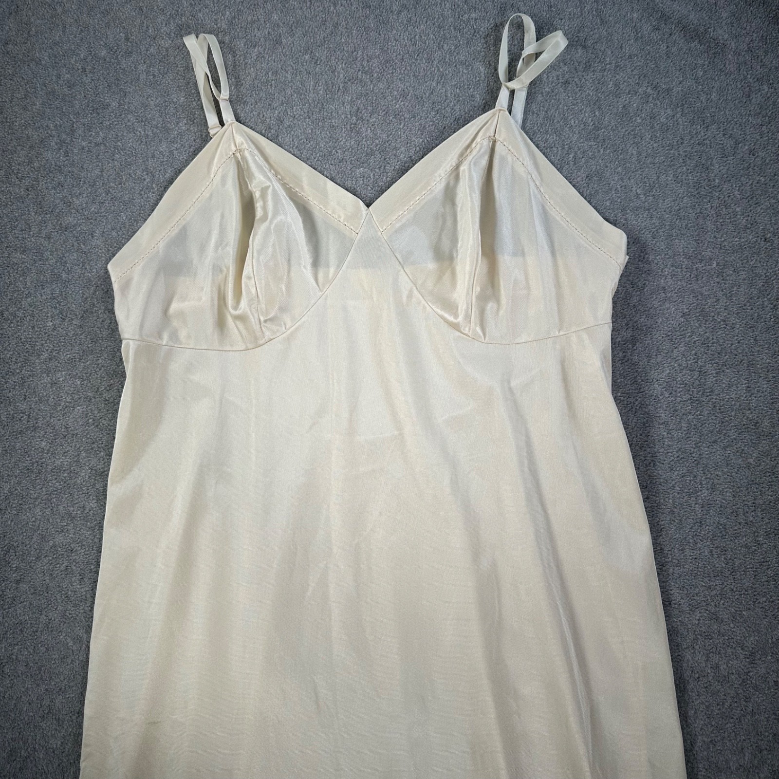 Kayser Vintage Full Slip Undergarment Womens 38 Tall Beige Nylon Adjustabl Strap