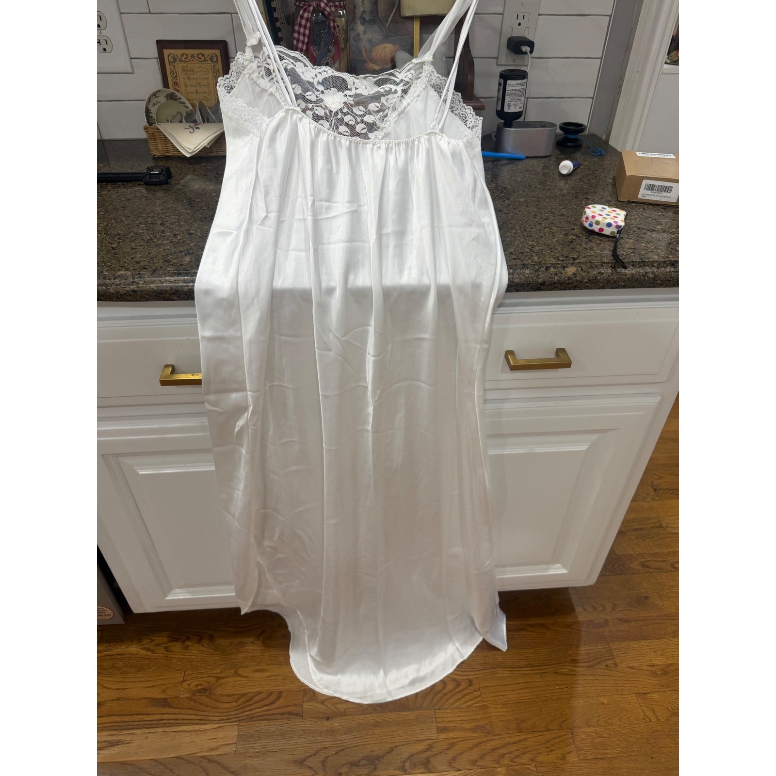 Vintage Appel Sleepwear White Satin Lace Pearl Nightgown Maxi Chemise Medium