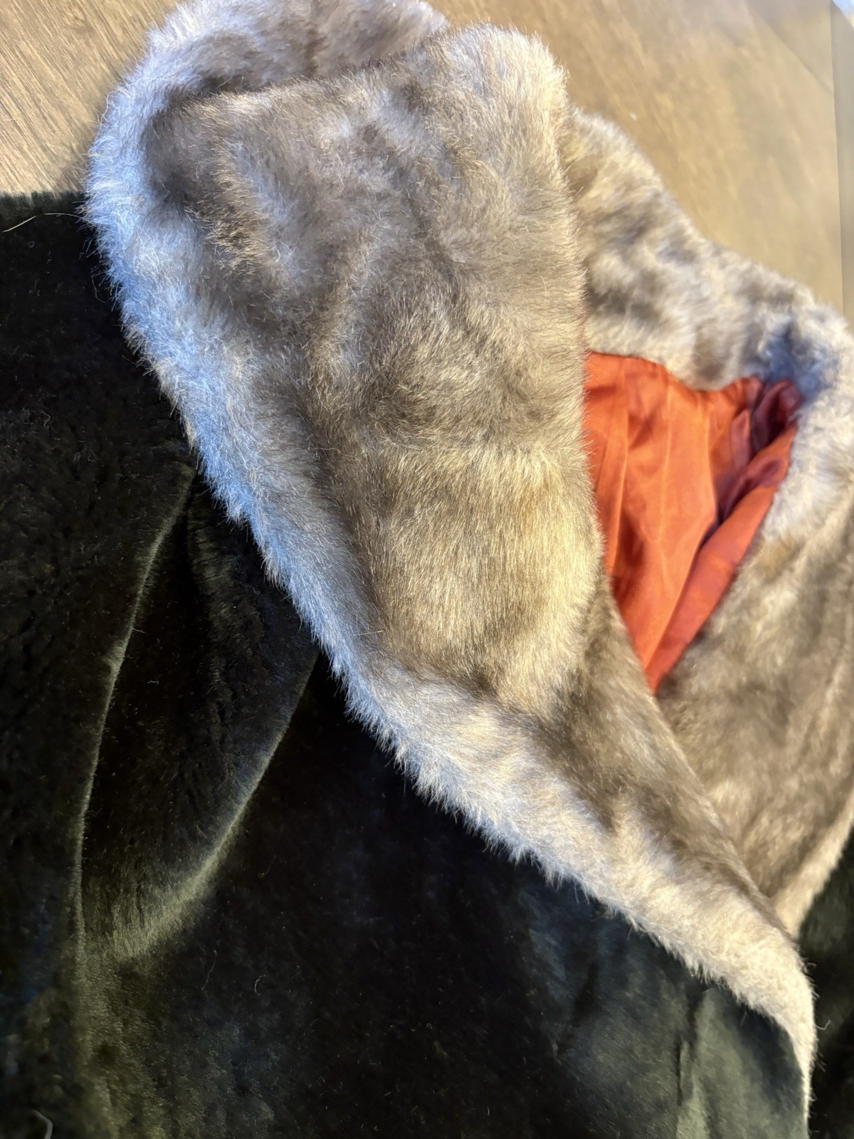 1950s Borgana Fairmoor Faux Fur Coat Satin Lining MidCentury Swing Style M
