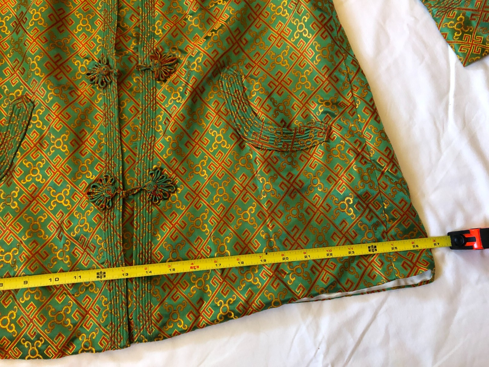 Vintage Silk Brocade Hong Kong Swing Lounge Jacket brilliant colors tag sz 38