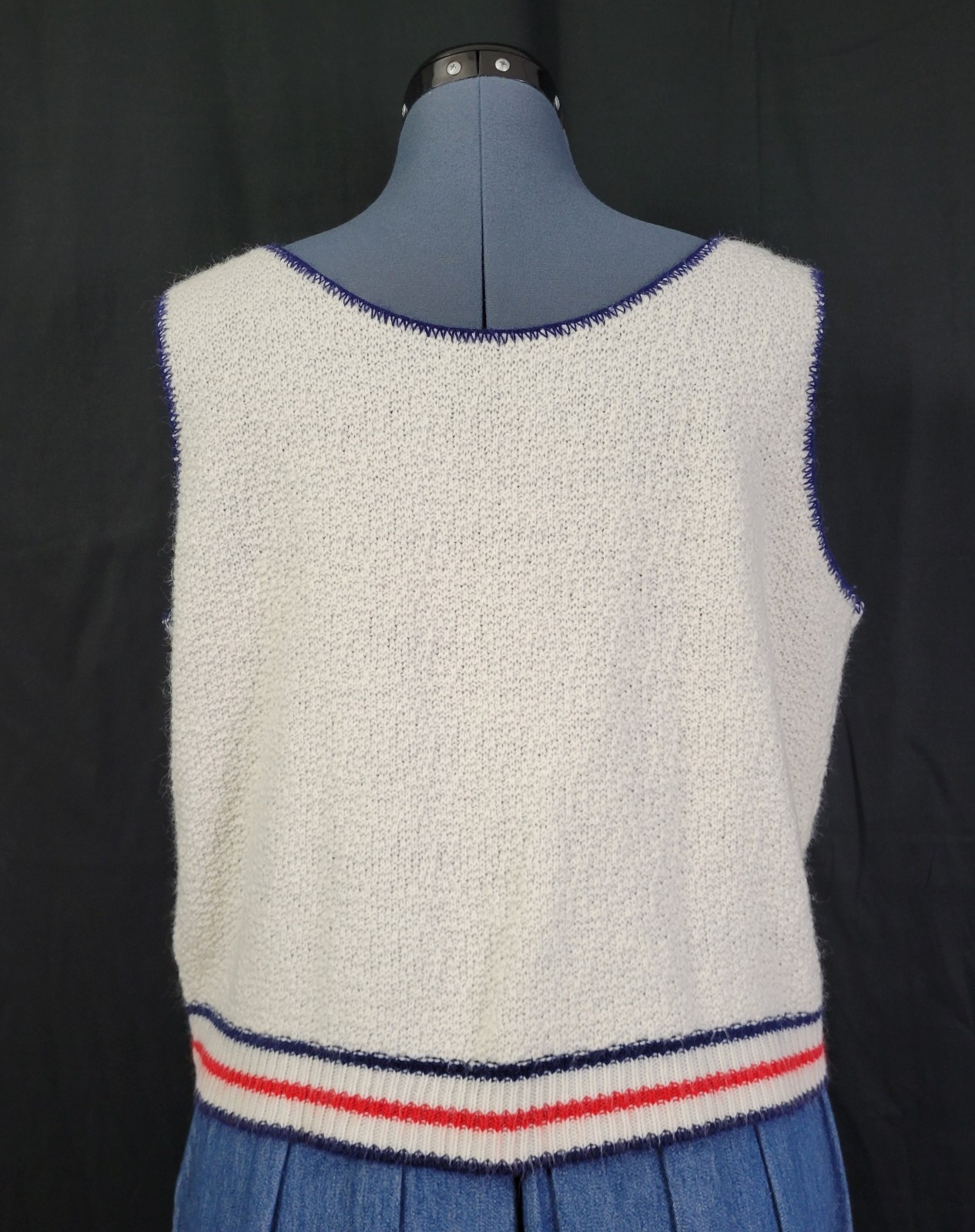 Vintage Creamy White Sleeveless Sweater w Red & Blue Striping/Edging Size L/XL?