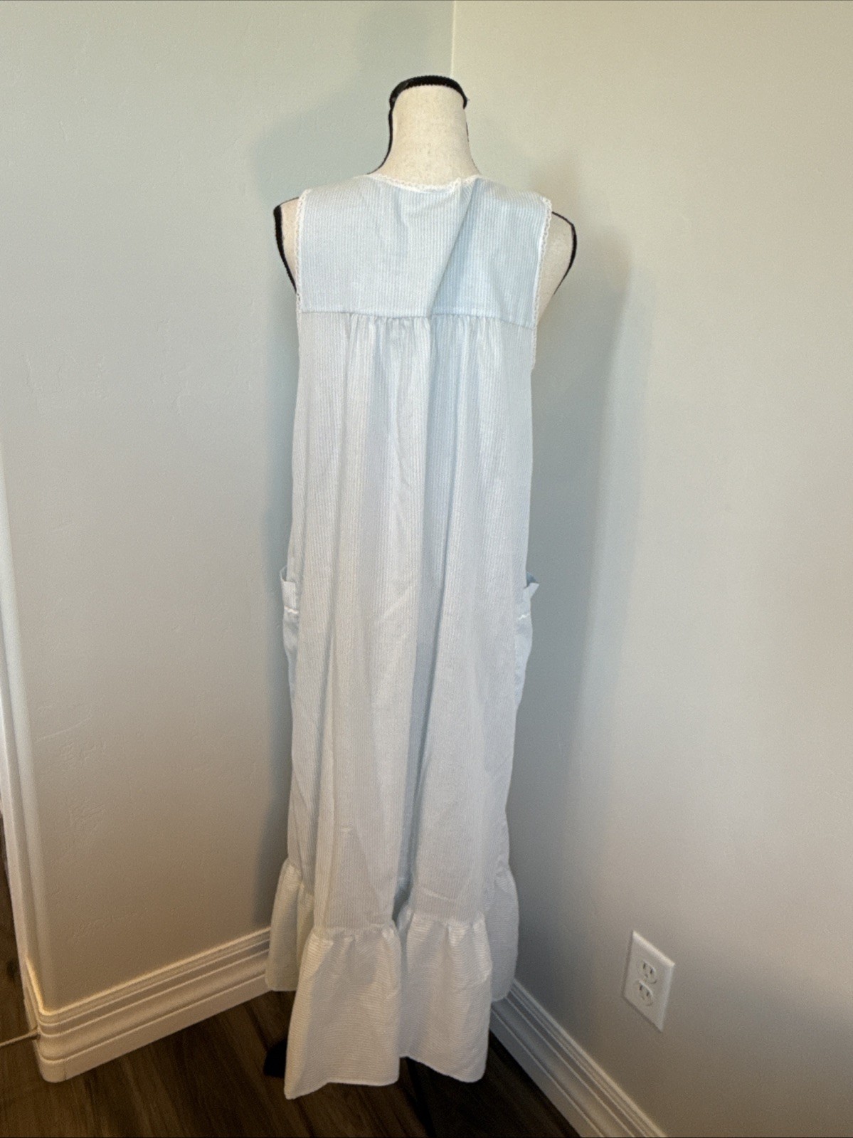 Vtg Barbizon Nightgown Women Small Blue Stripe Button Front Pockets House Dress