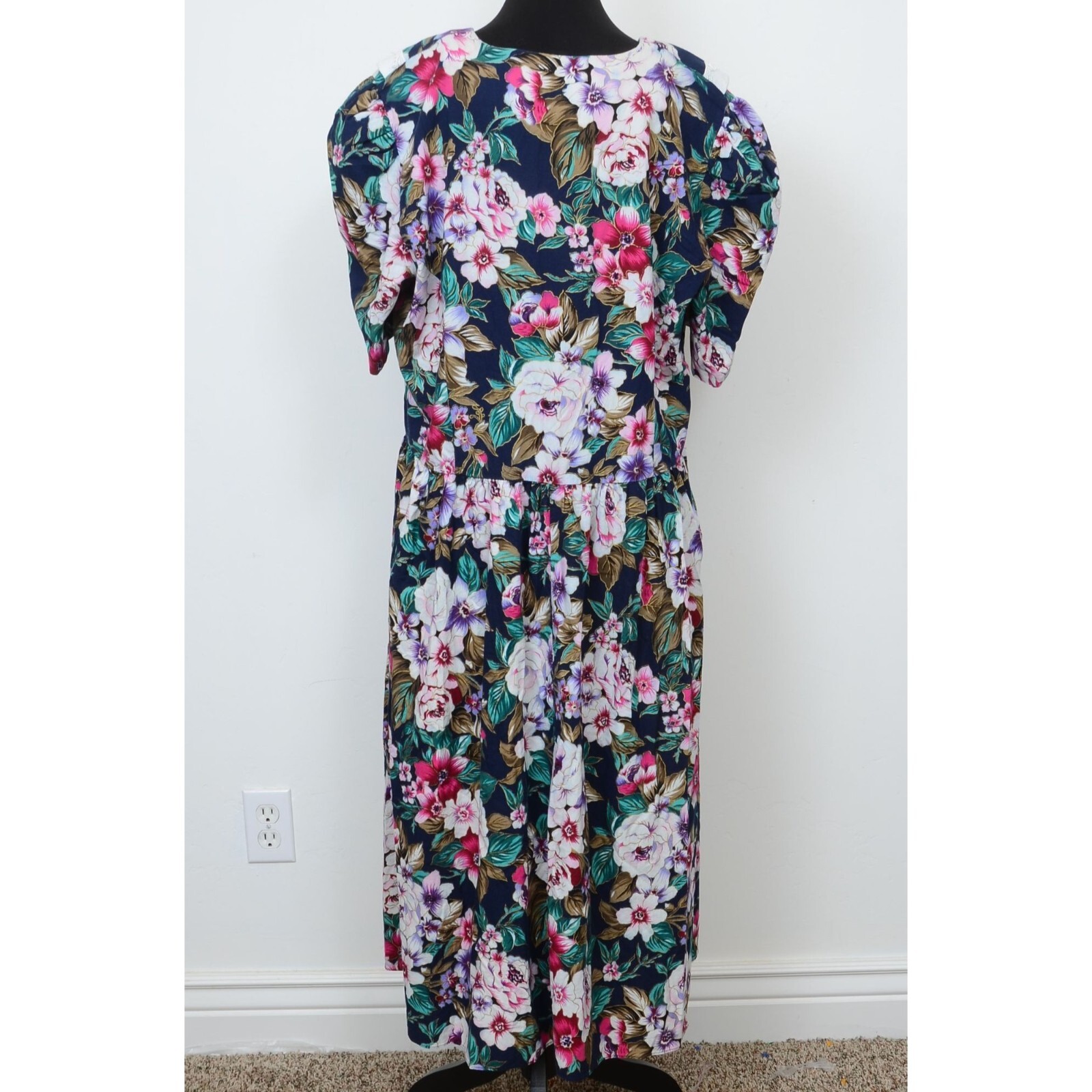 Vintage 80s Lisa II Women’s Plus Size 20P Petite Floral Lace Prairie Dress