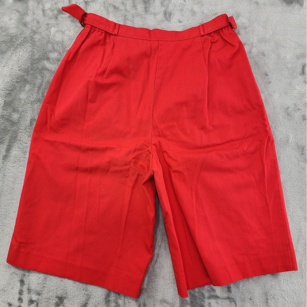 Vintage Personal Shorts Womens XS Red High Rise Pleated Buckle Waist Preppy