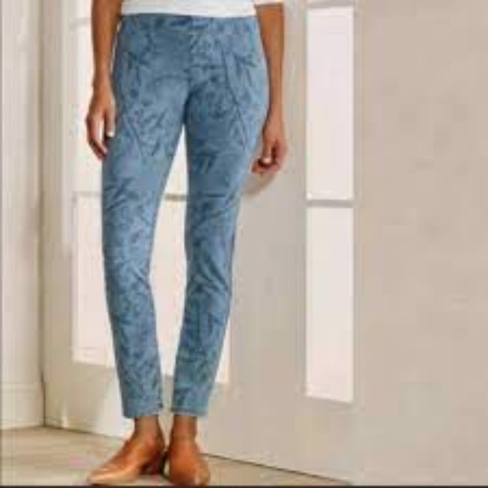 Soft Surroundings Pull-on Stretch Skinny Jeans Floral Leaf Pattern Size PM