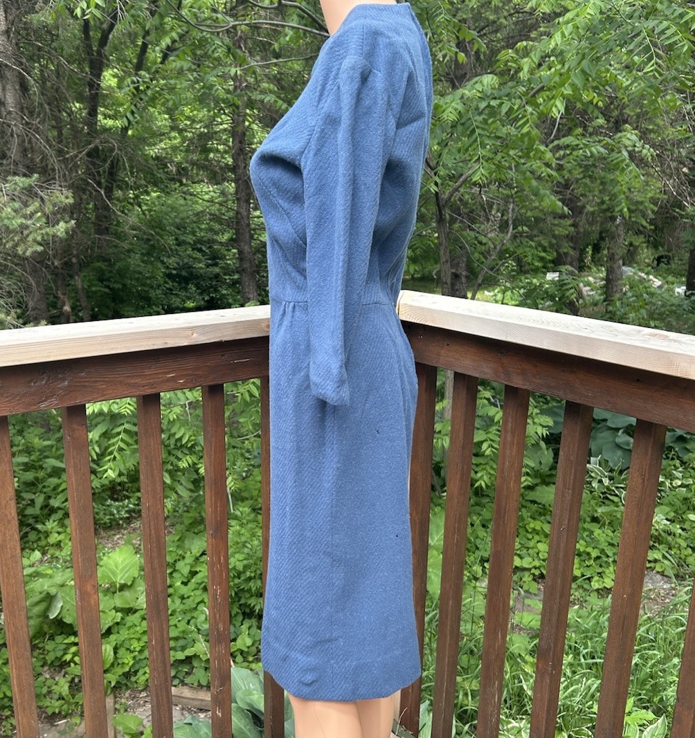 Vintage 50s Wiggle Dress Sz 30”w Blue Wool 1950s Long Sleeve Sheath Spring Read