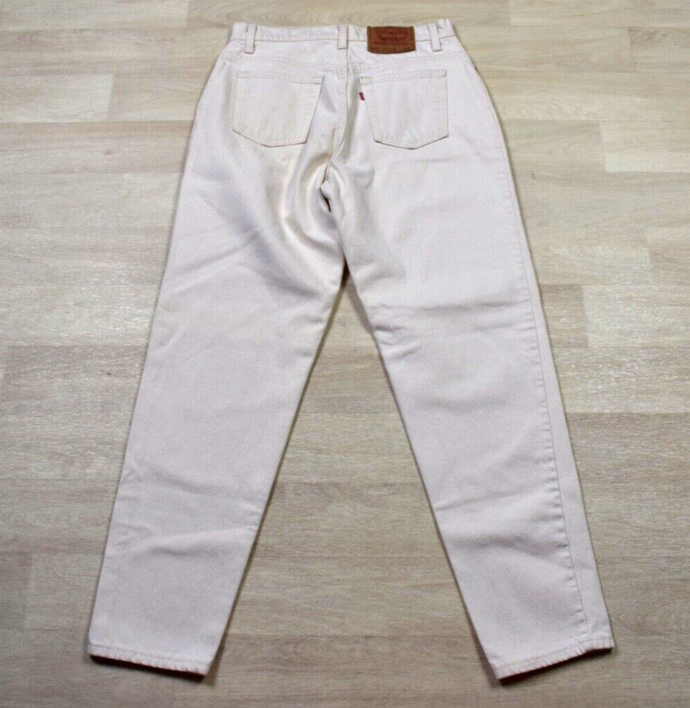 90s Levis 551 Womens Off White Relaxed Fit Tapered Leg Denim Jeans 30″ Waist VTG