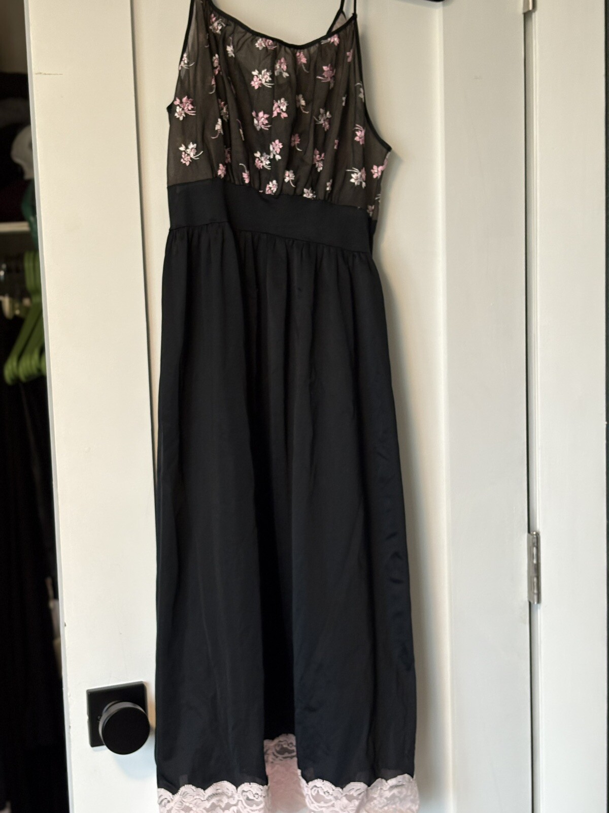 Vintage Black And Pink Lace Nightgown. Sz S/m