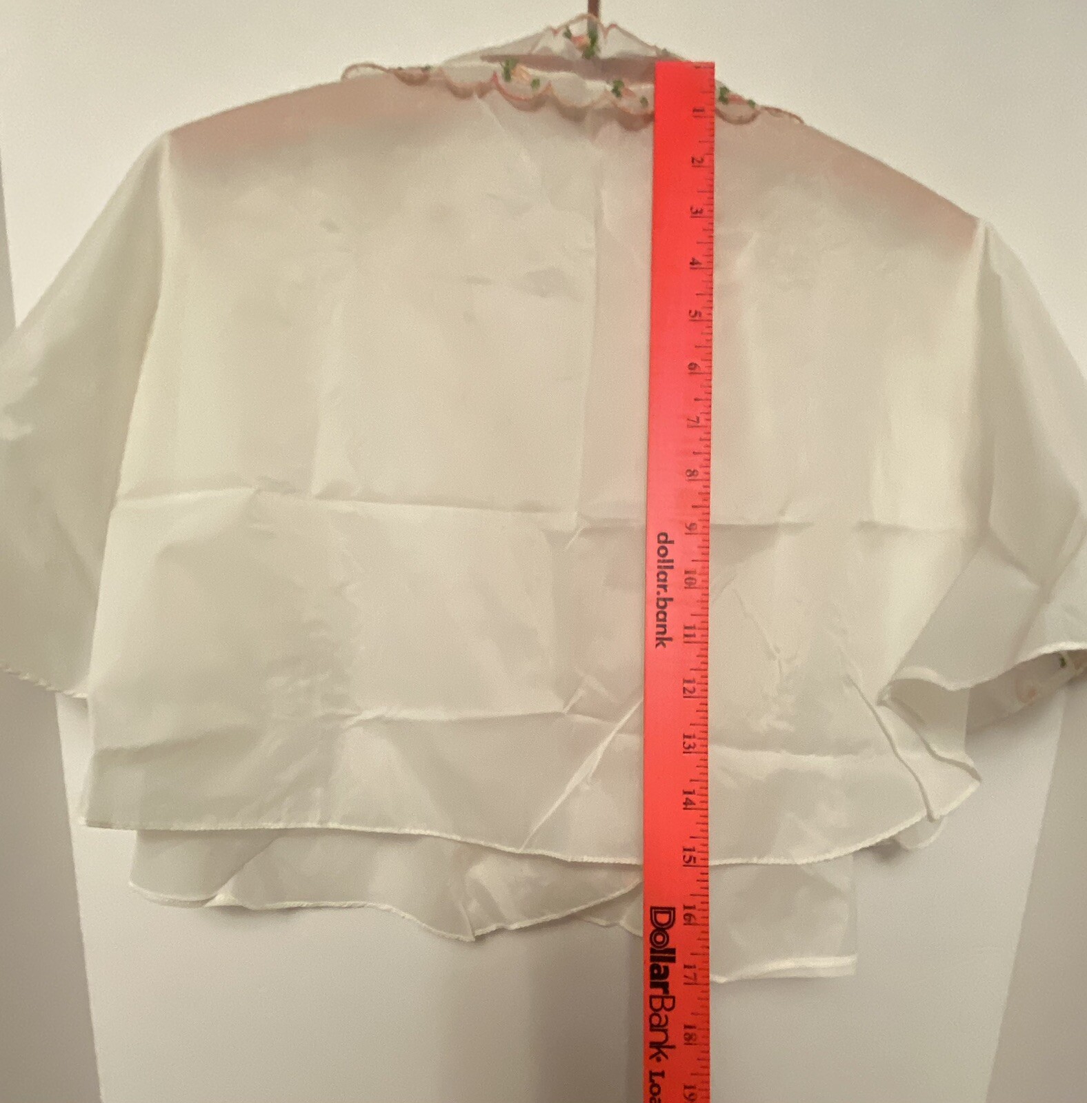 Vintage Kleinert’s White Crepe Bed Cape Pink Floral Embroidery Scalloped Edges