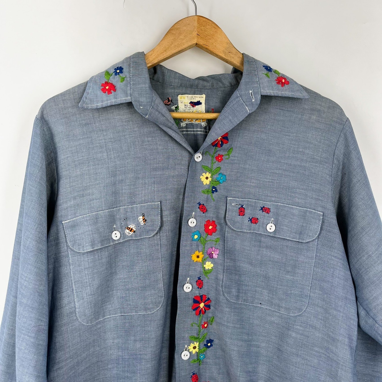 Big Mac Vintage Embroidered Chambray Shirt Floral Garden Ladybug Turtle 70s Sz M