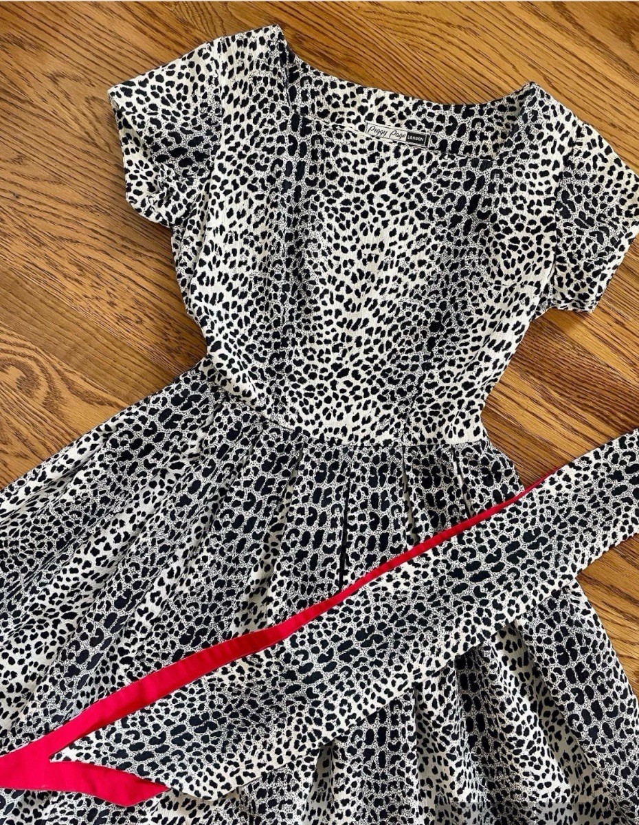 Vintage 1950s Peggy Page Cheetah Print Dress w/ Original Waist Tie S