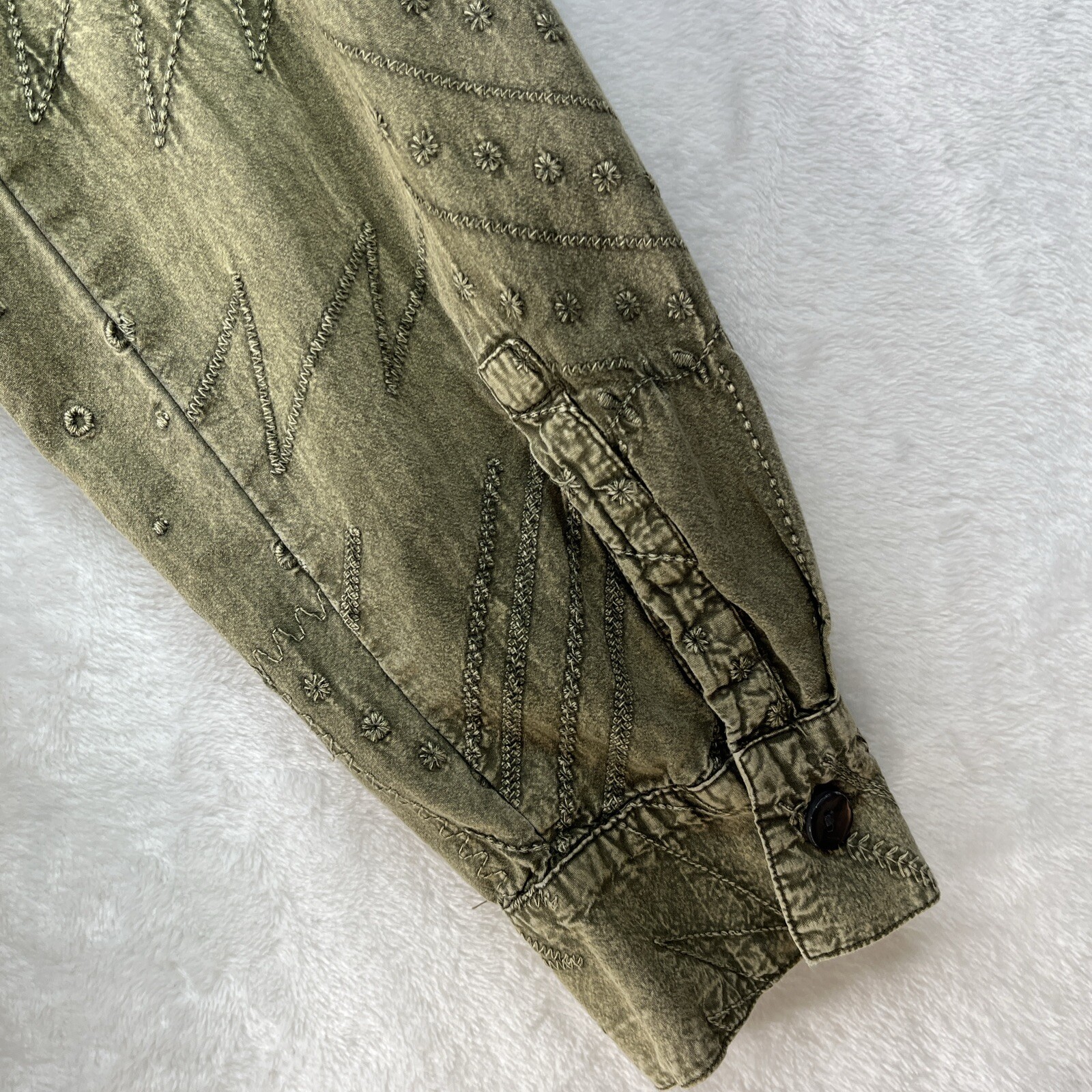 VTG Chicos Design Embroidered Button Down Women’s Sz Small Green Artsy