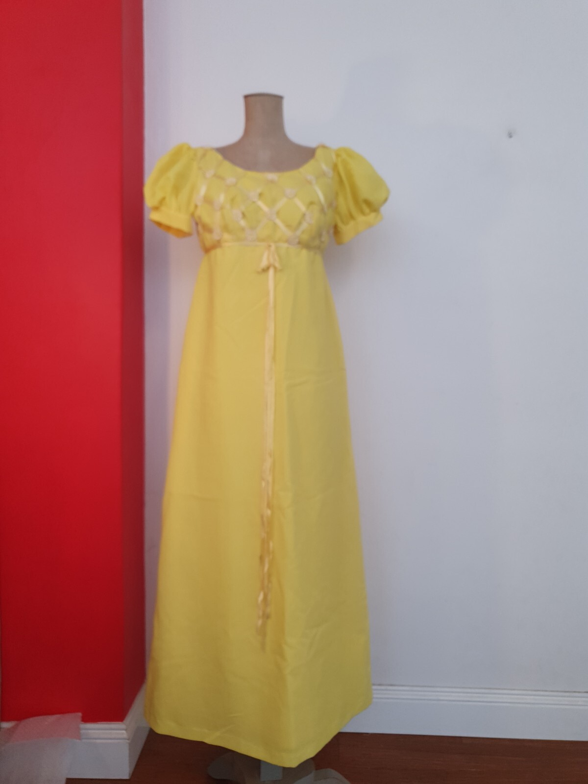 VINTAGE 70s Maxi Dress „Snow White” infused YELLOW Rarity XS (fits AU 8)