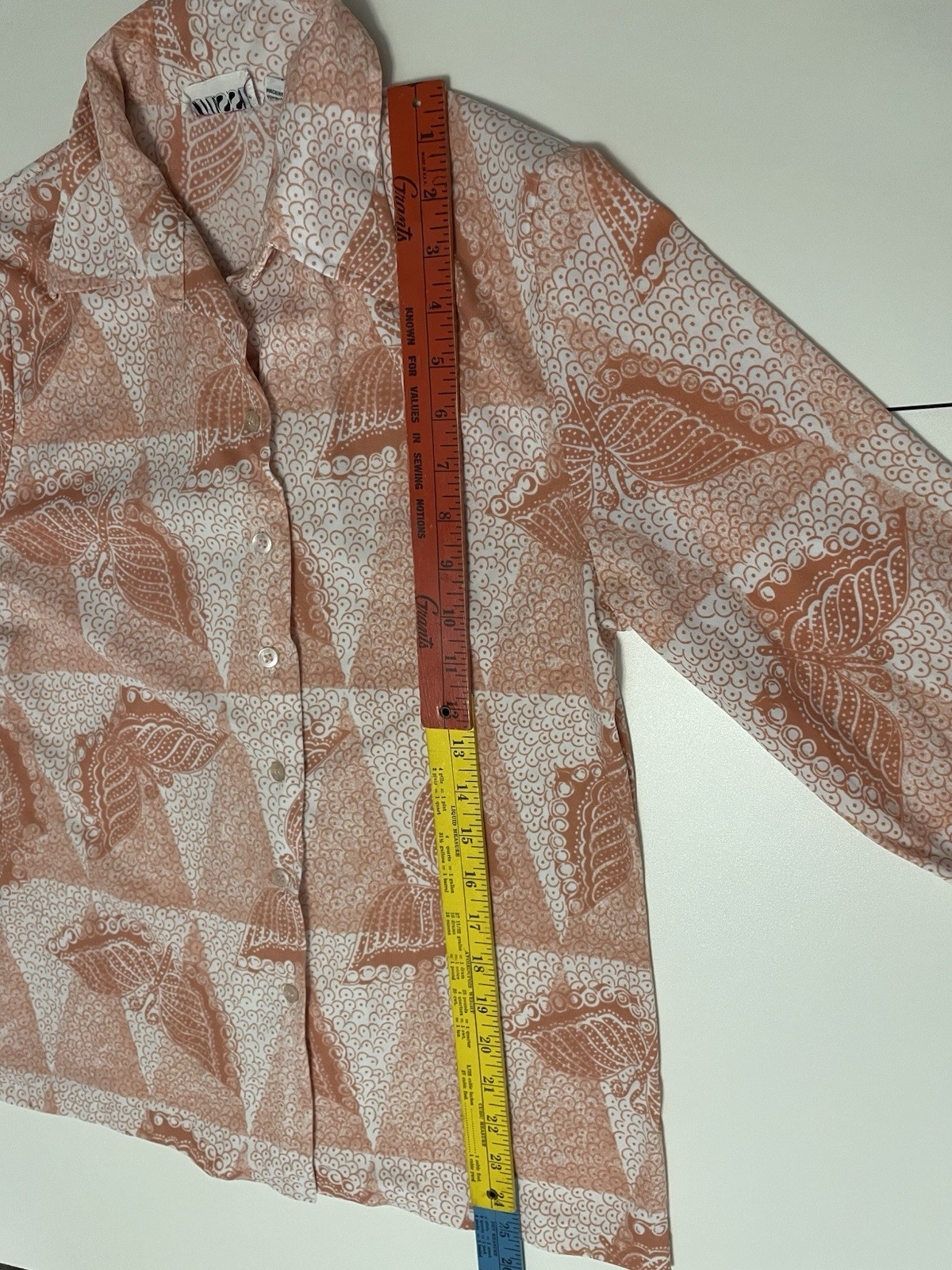 VTG Dagger Collar 1970s TRISSI Hippie Disco Butterfly Print Shirt Top Blouse sm