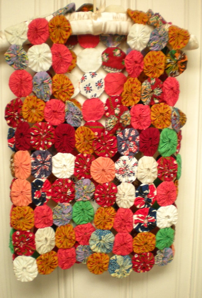 AMERICANA~VEST-YO YO PATCHWORK CIRCLES ~HANDMADE SZ 8/10~UNIQUE~CHARMING-VINTAG