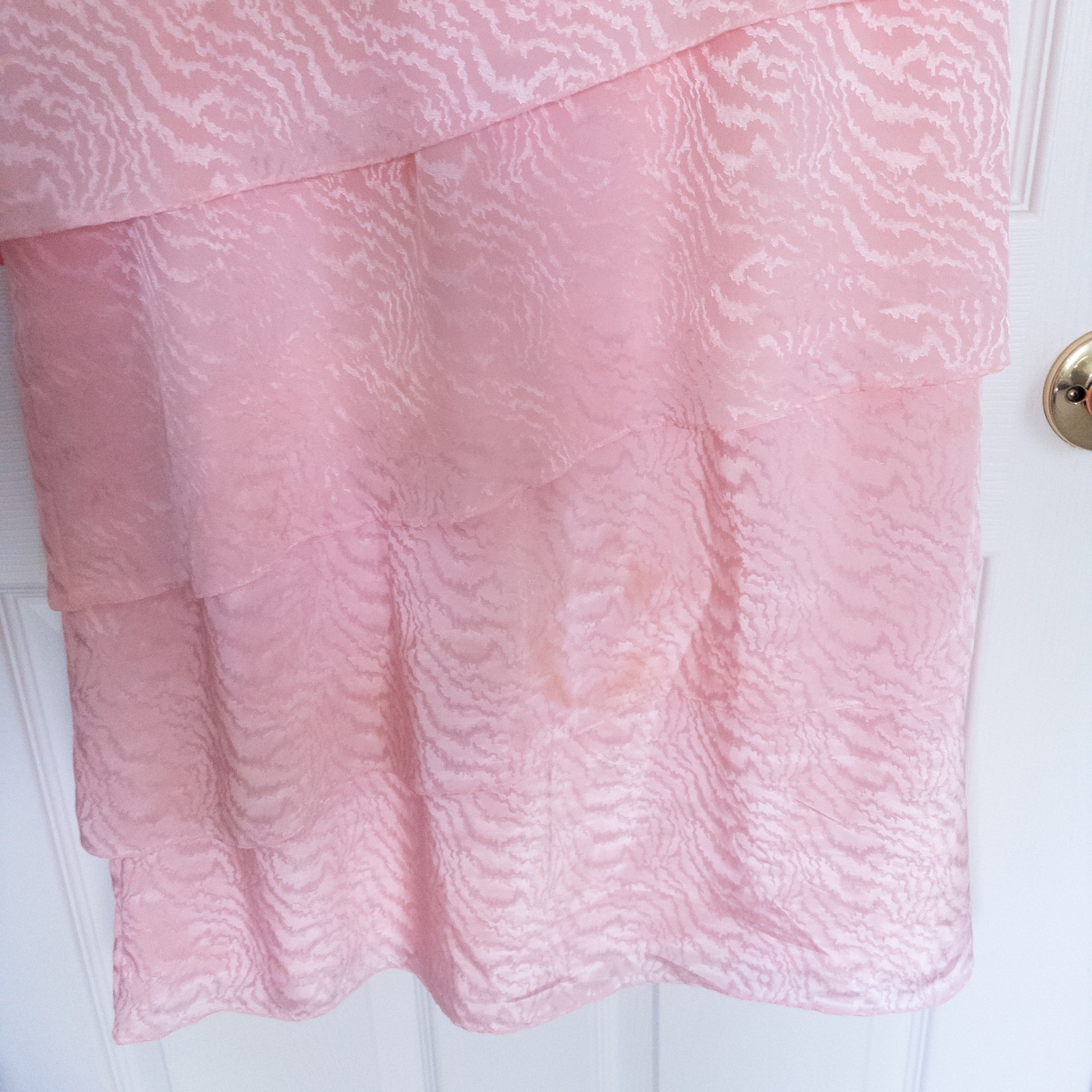 Lizzy & Johnny Dress Women 8 Pink Vintage Tiered Puff Sleeve Midi Dress