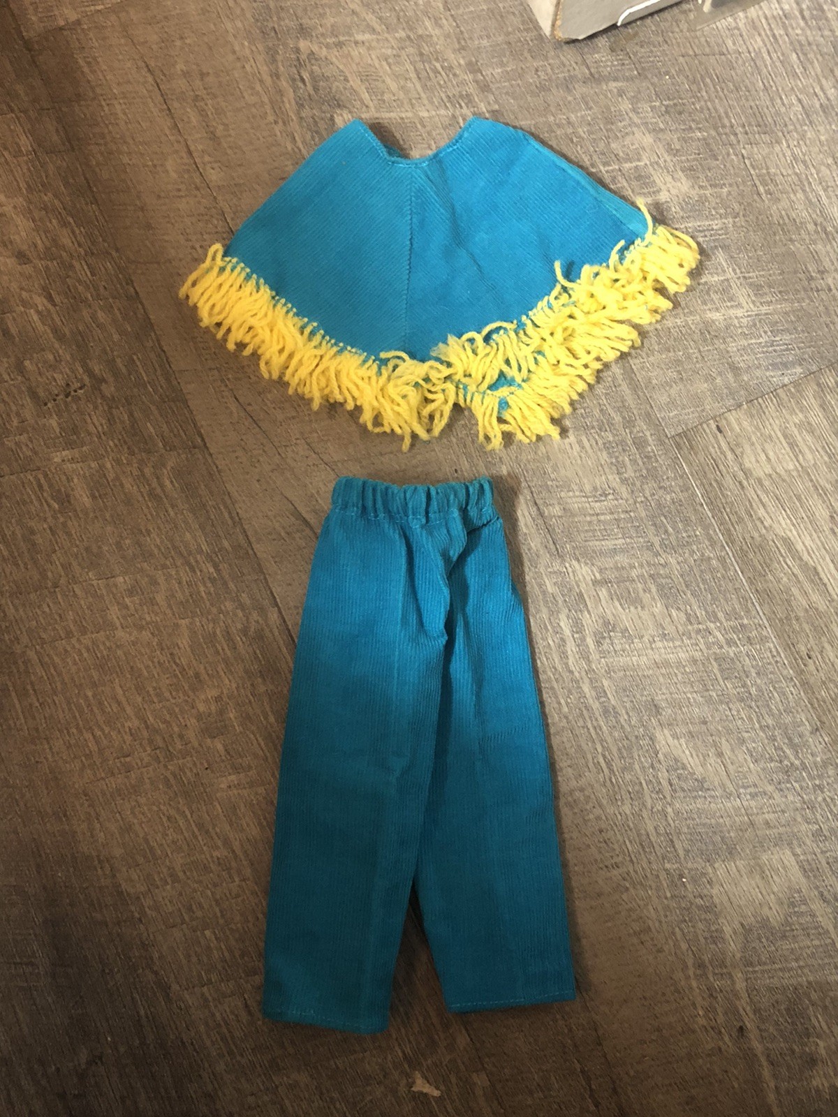 ( SALE ) Vintage Velvet Size BLUE QUADEROY PONCHO AND MATCHING PANTS. ( SALE )