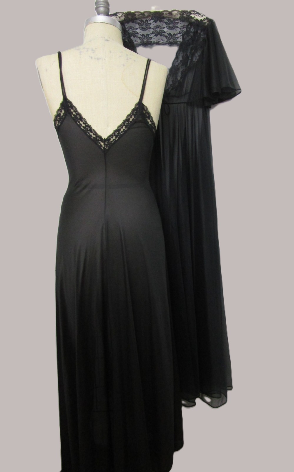 S Black Val Mode Peignoir Set Night Gown Robe Vintage Huge Sweep