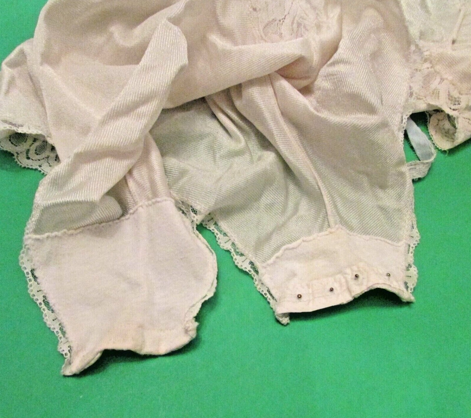 Kayser Lingerie Silky Tricot Nylon Lace One Piece Teddy Bodysuit 32 USA made