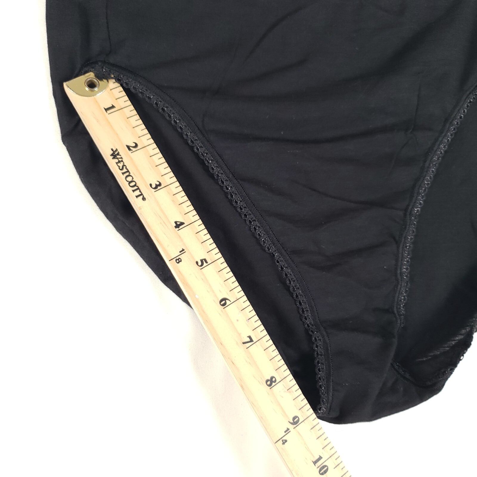 Vtg Victorias Secret Hi Leg Panty Medium 100% Cotton Eyelet Trim 2008 NWT