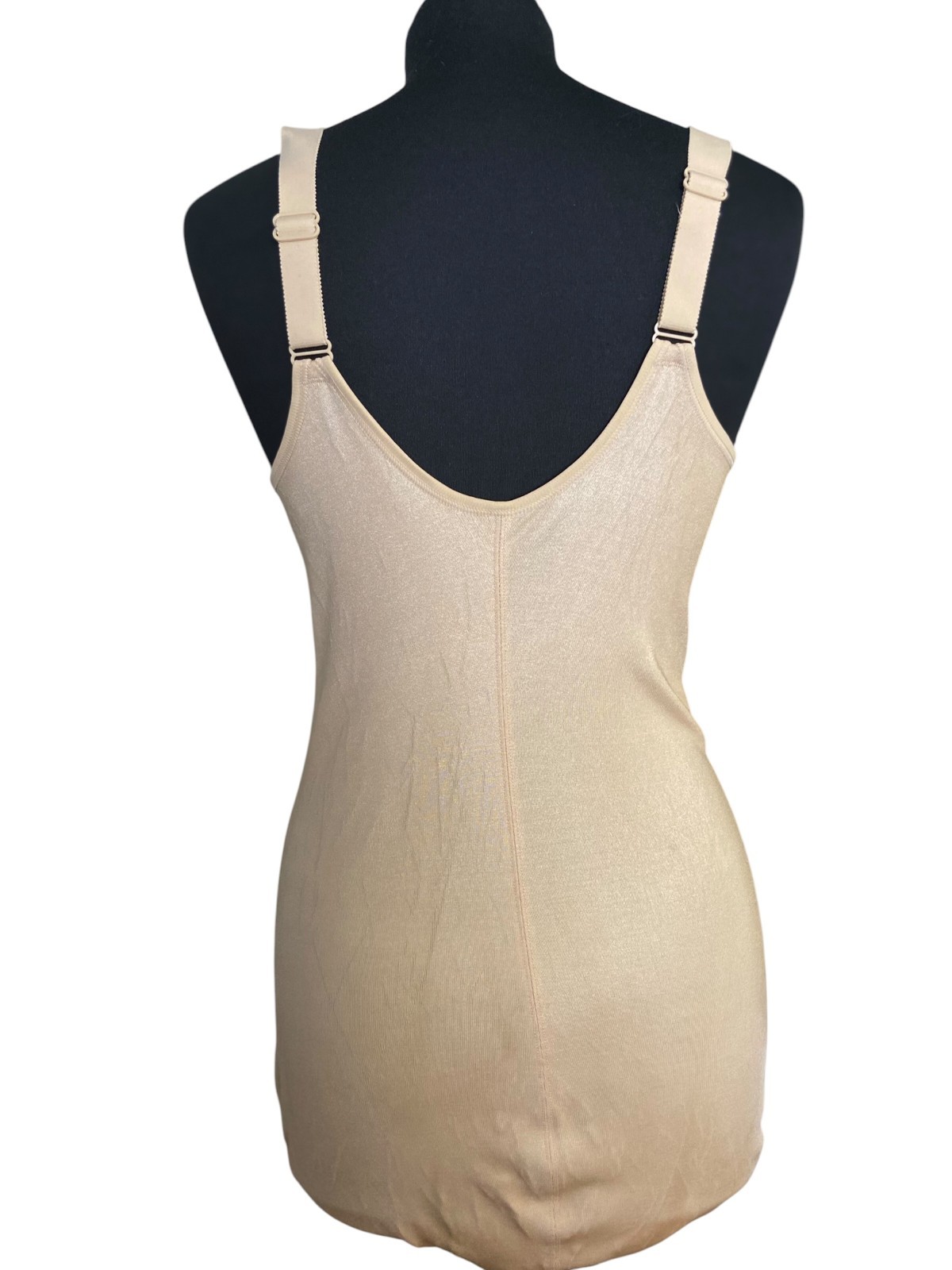 Women’s 70’s Vintage shapewear by Triumph | One piece in skin tone | Size EU 80D