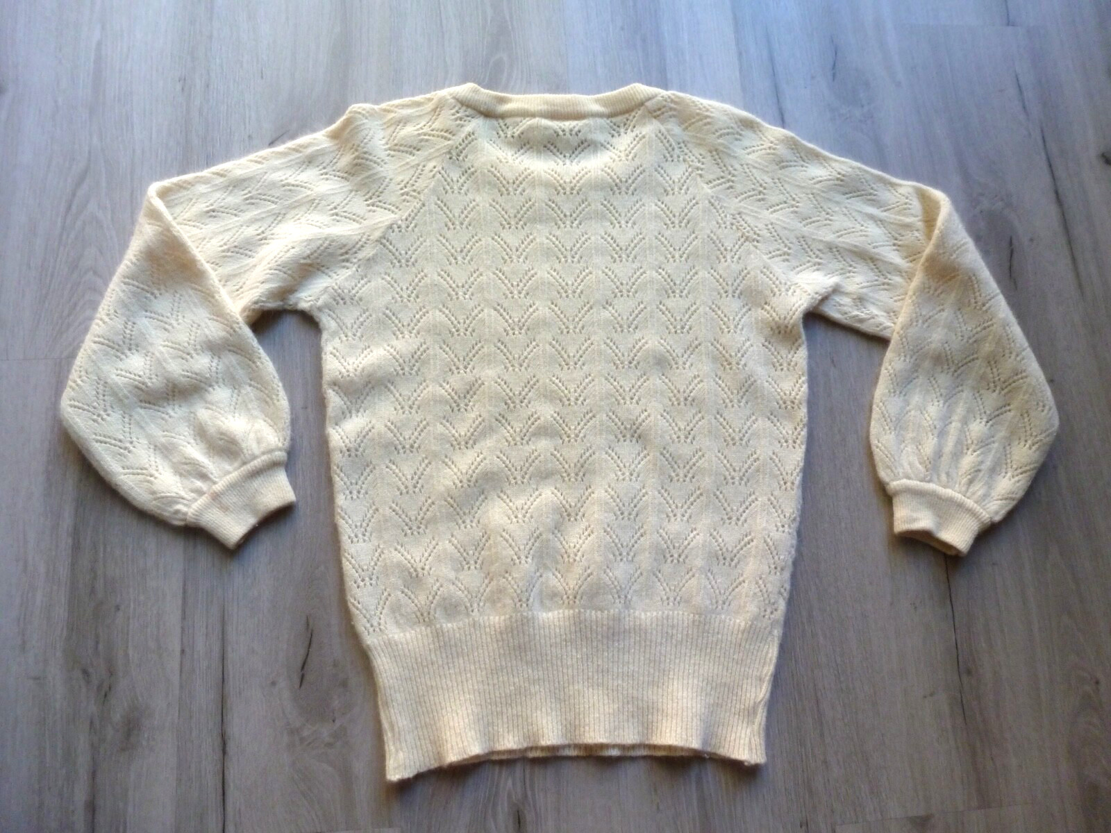 Vintage Evan Picone Sweater Small Cream Lambswool Angora Rabbit Hair Blend EUC
