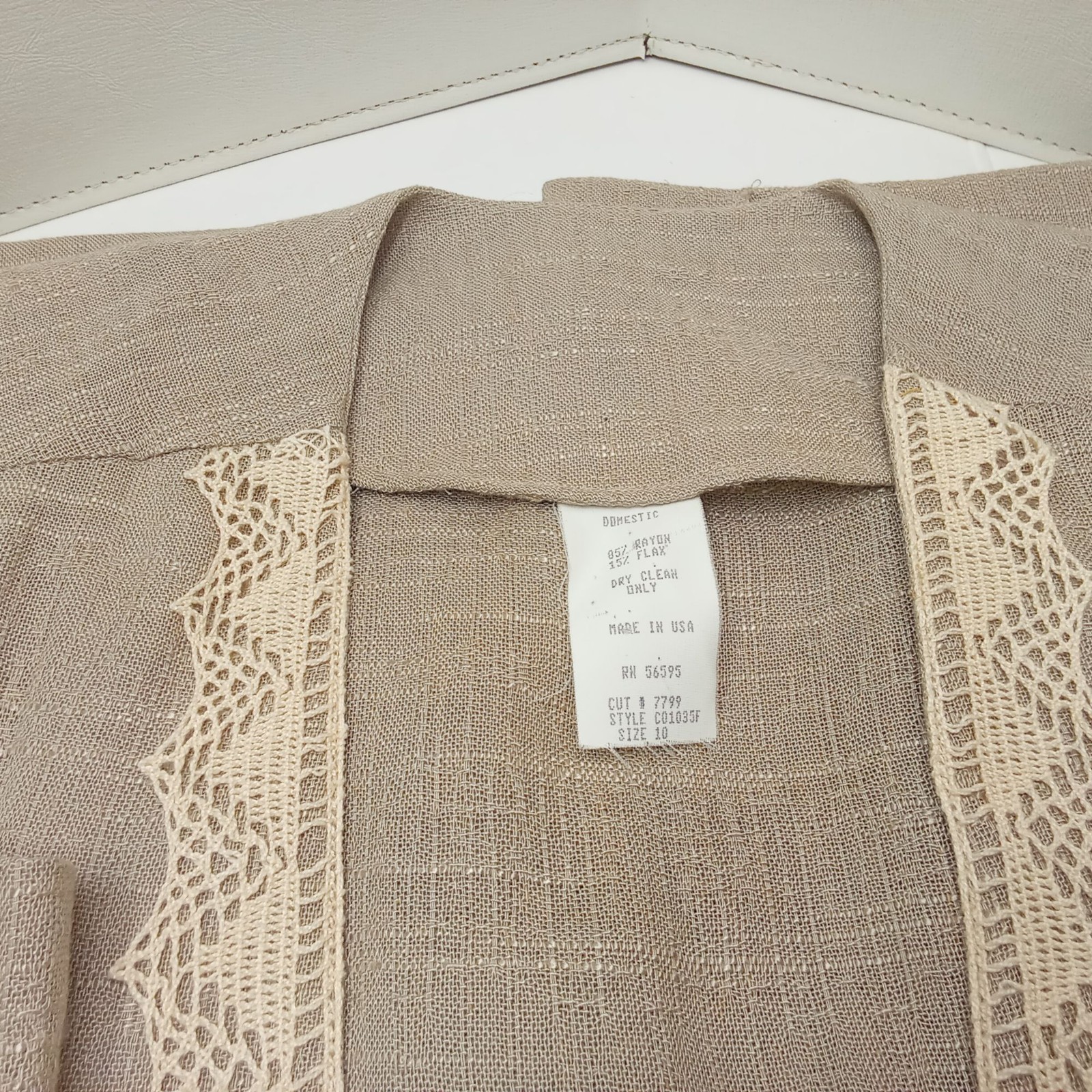 Vintage ’80s Domestic USA Rayon/Flax Blazer Jacket Shoulderpads Lace Brooch (10)