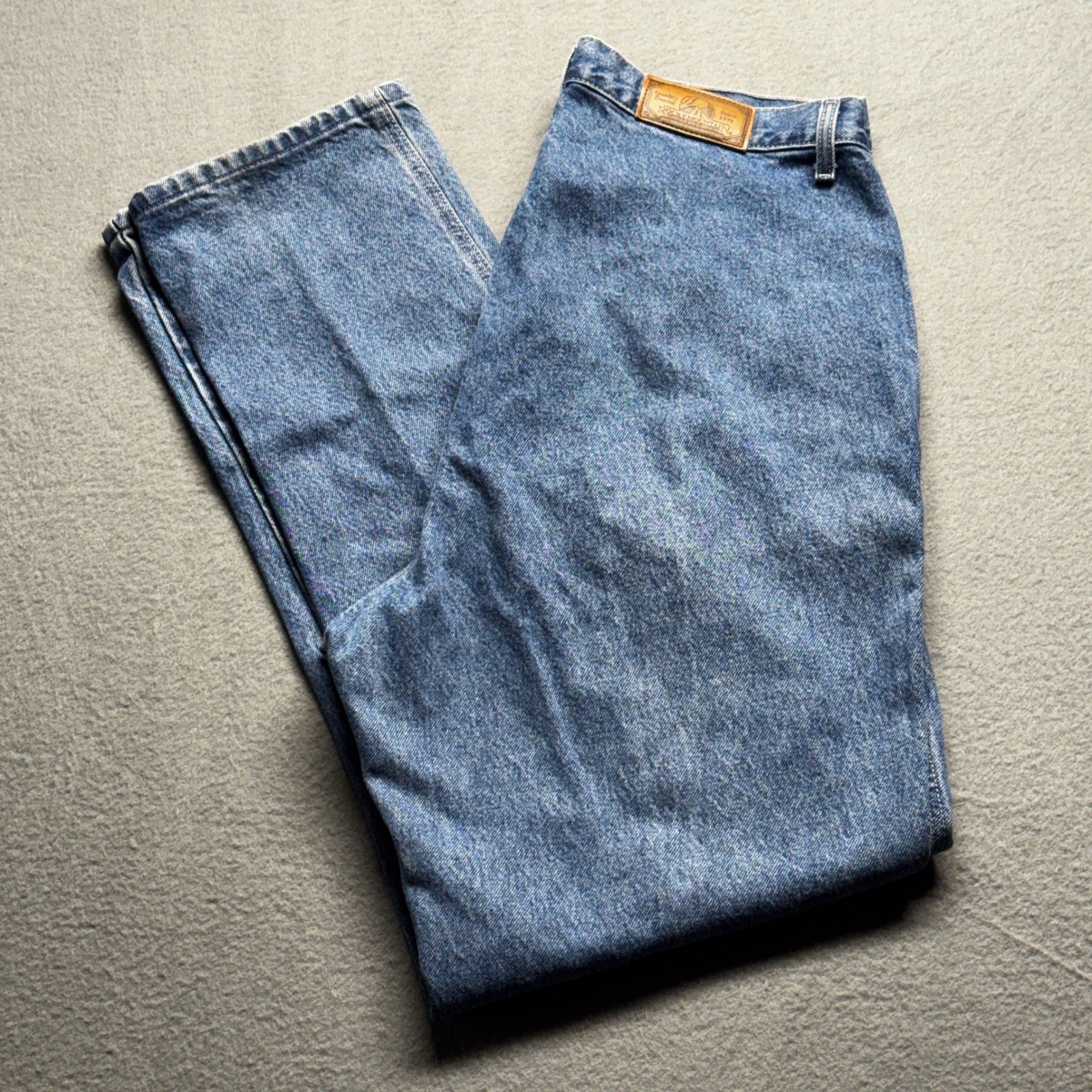 Rocky Mountain Clothing Co Vintage High Waisted Western Jeans Blue 16W Yoke
