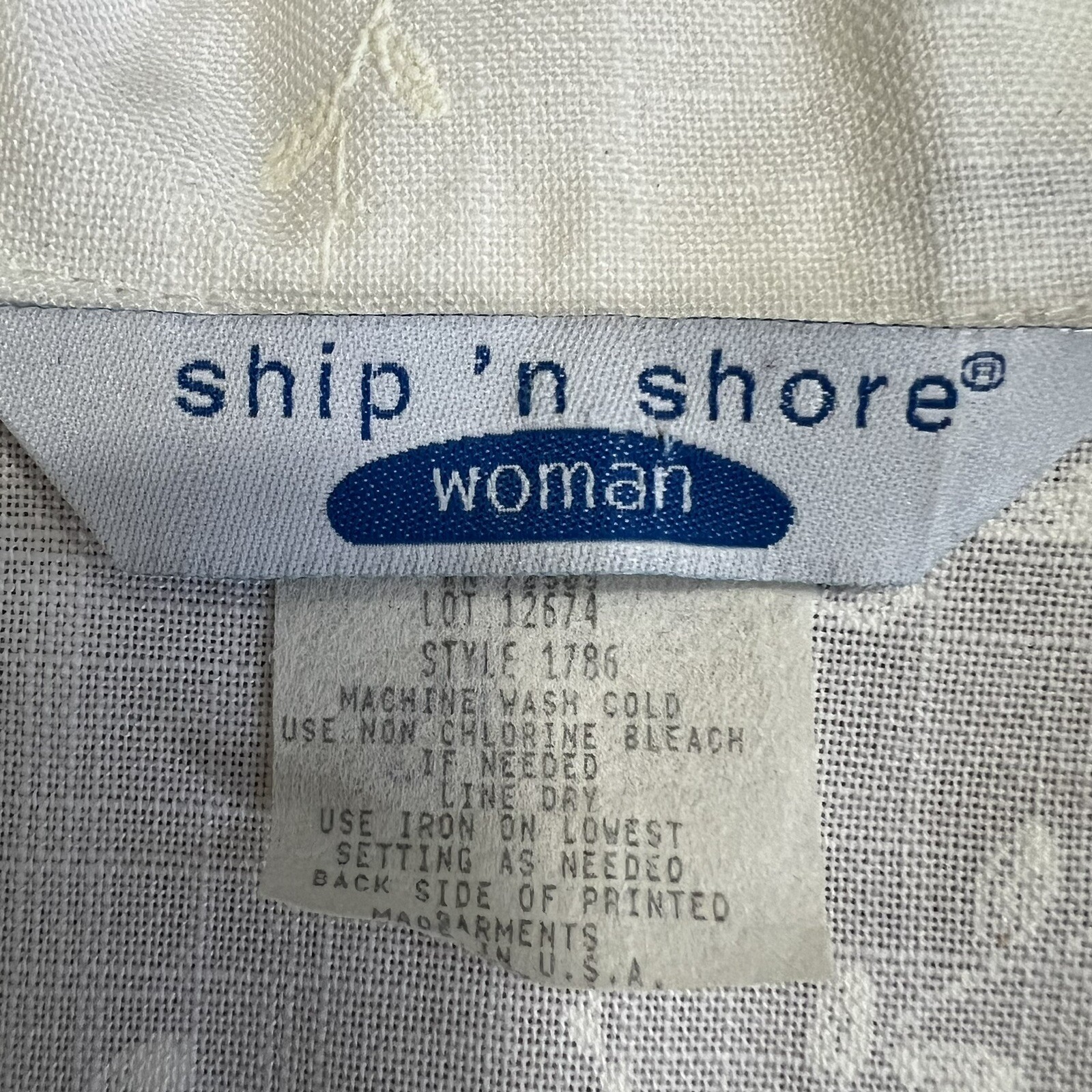 Linen Look Skirt Suit Woman’s 1X White Embroidered Flowers Usa Made VTG Retro