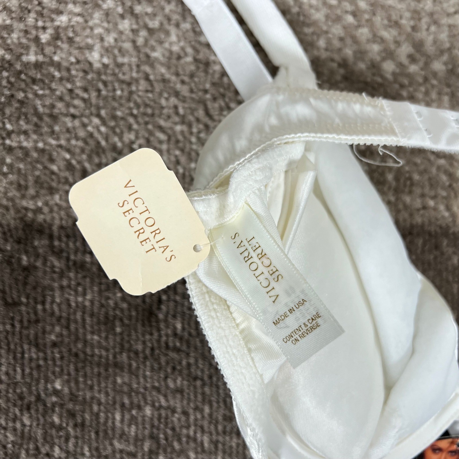 Vintage Victoria’s Secret The Miracle Bra 36B White Satin 90s Gold Label NWT