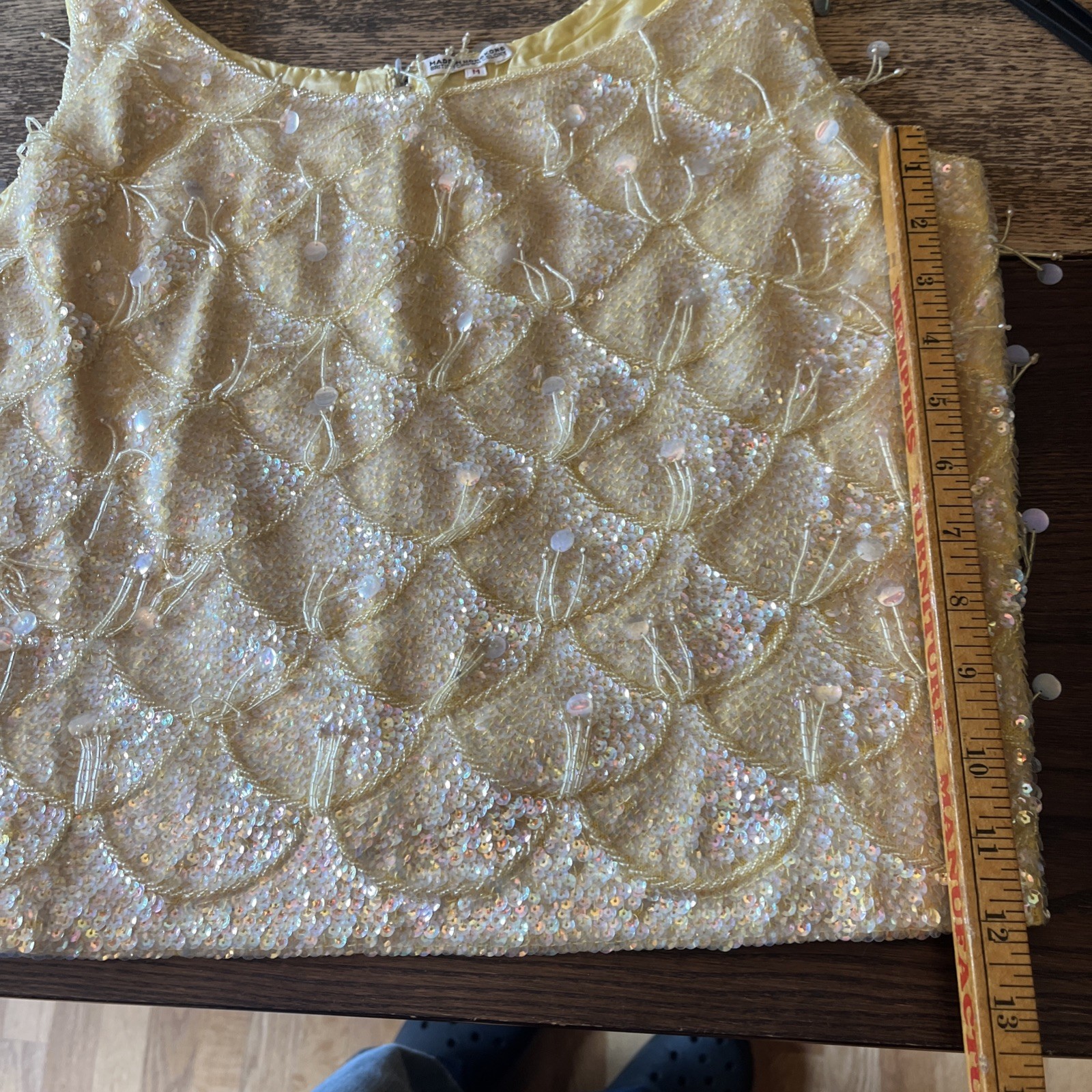 Vintage 60s House of Gold Hong Kong Pink Beaded Sequin Lattice Shell Top
