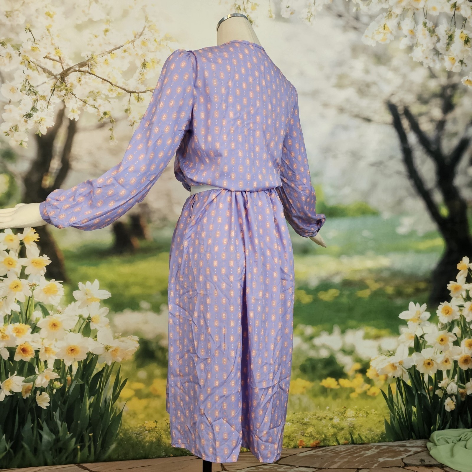 Vintage 1980’s Dress Lilac Purple Print Long Sleeve Silky Retro Button Front