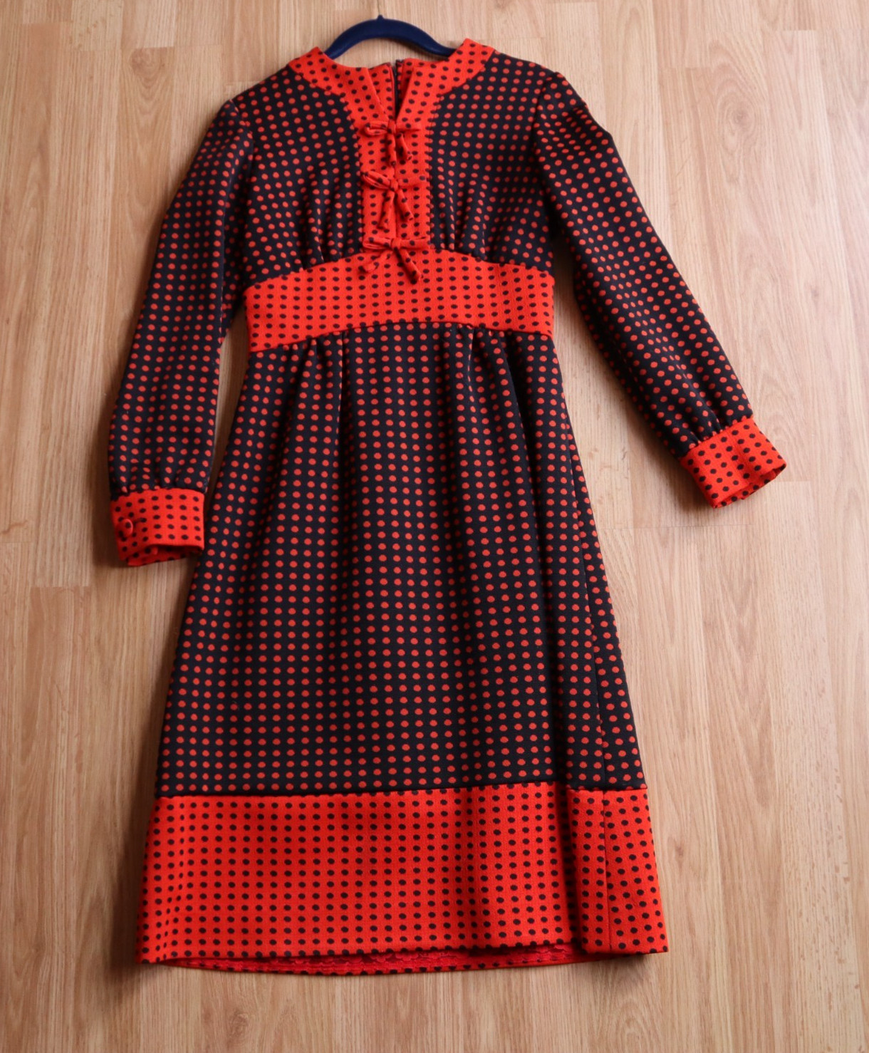 Vintage 60s Mod Poka dot Space Age Forum Polyester Go Go Dress Small Red Black